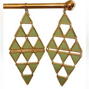 NWOT Dangling earring triangles designs green and gold